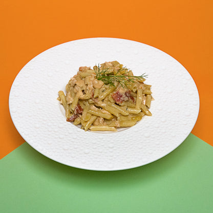 PENNETTE AL SALMONE E POMODORINI