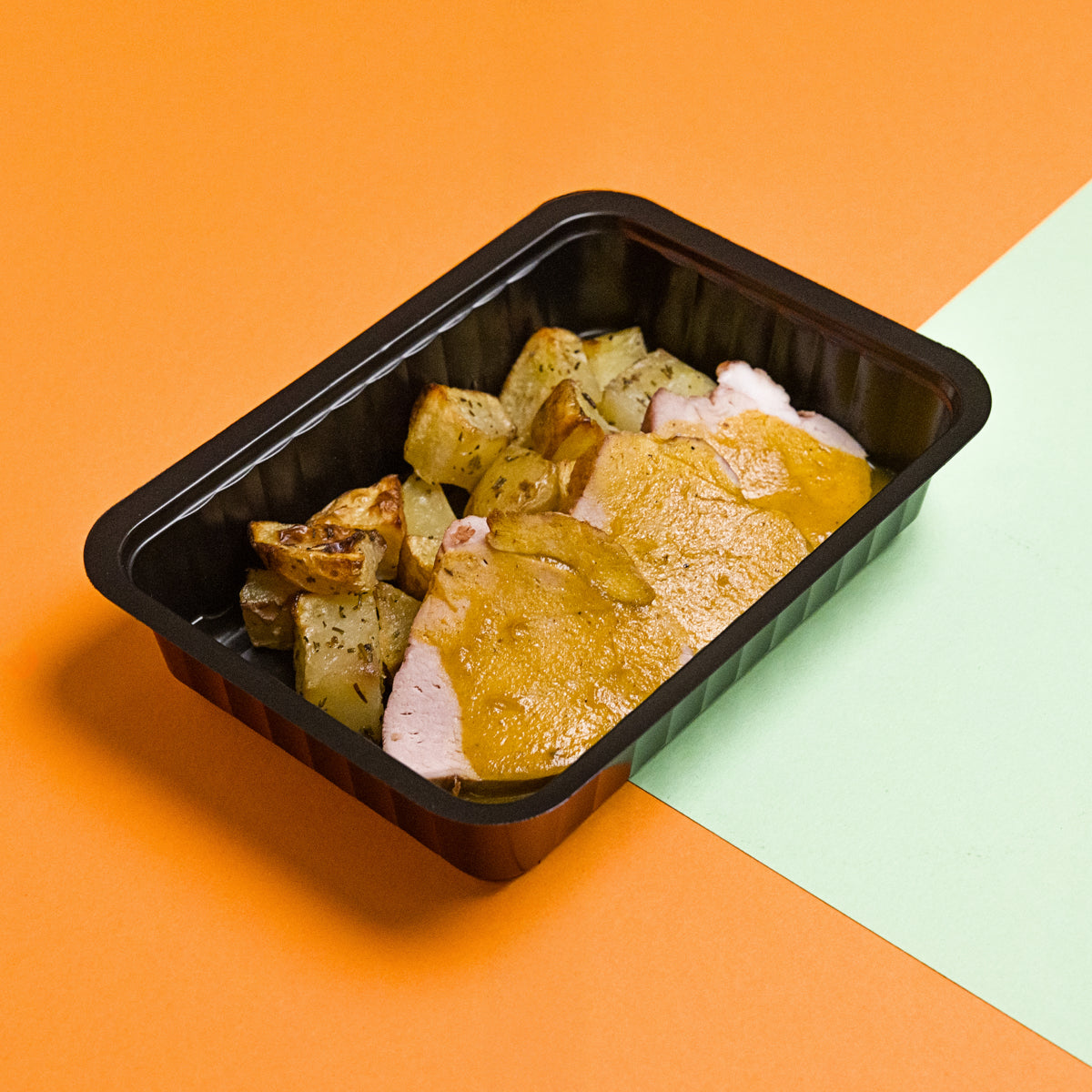 ARROSTO DI VITELLO CON PATATE AL FORNO